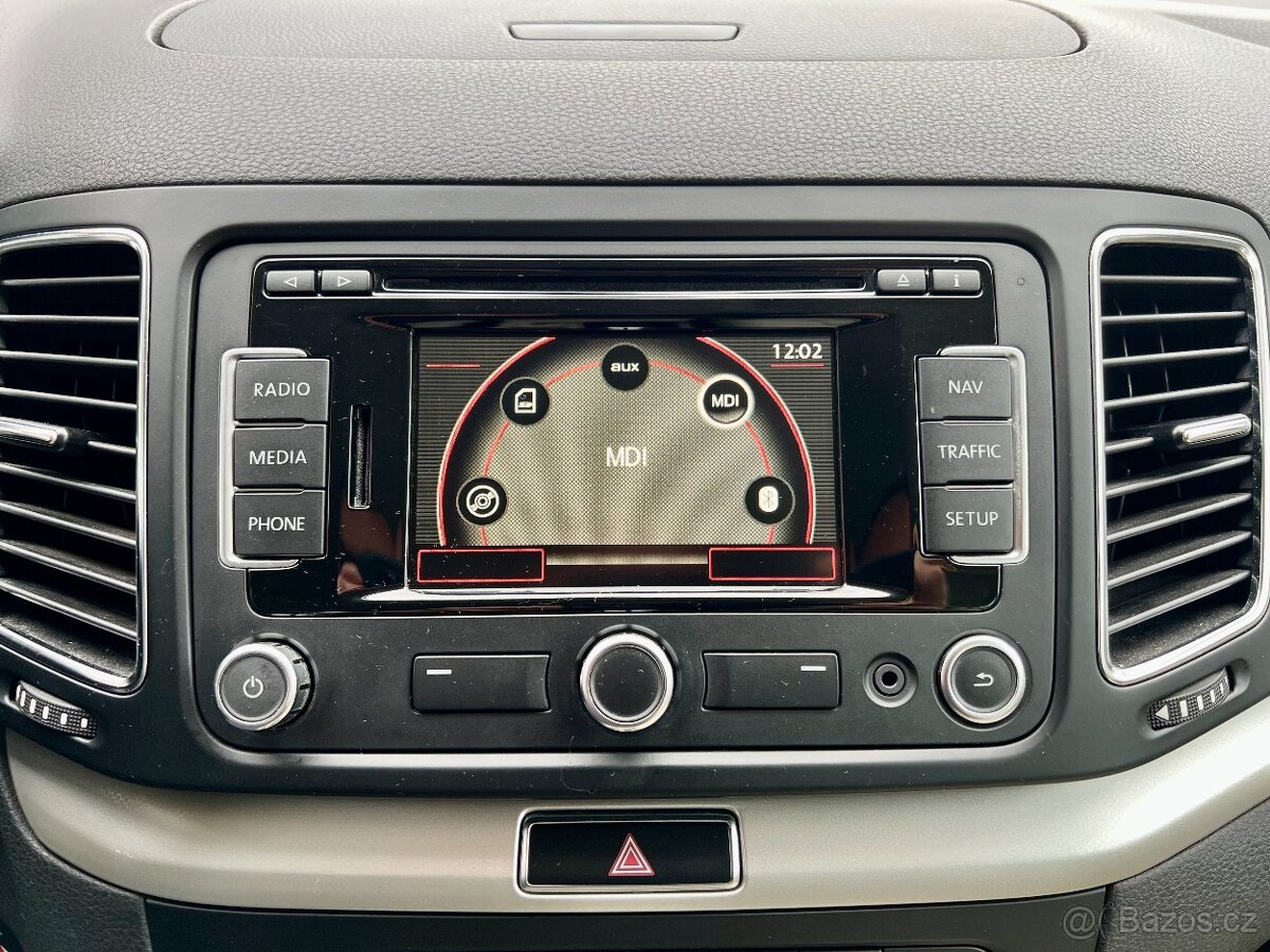 Seat Alhambra 2,0 TDi / STYLE / DSG / 7-míst / 2011 - 19