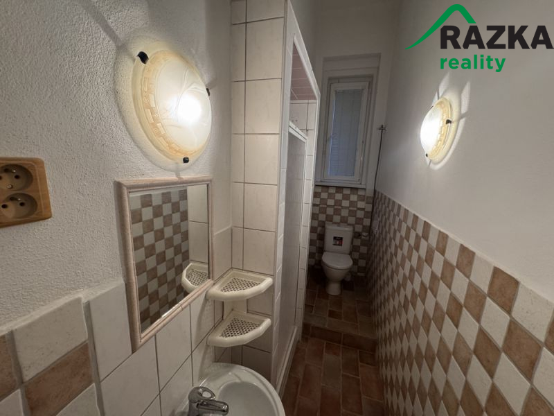 Prodej bytu 2+1(83m2), Karlovy Vary, ul. T.G.M. - 19