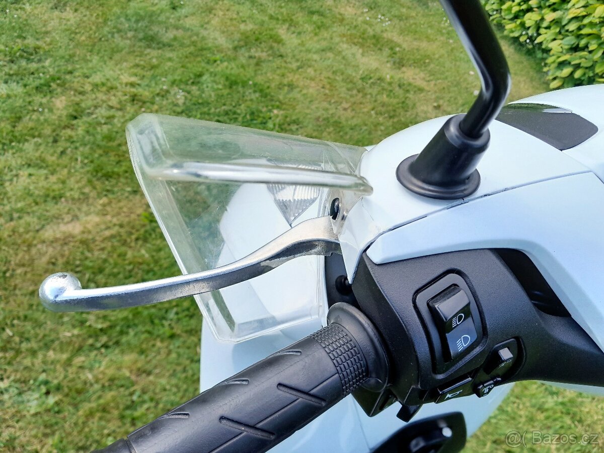 Honda SH 350i ABS - 19