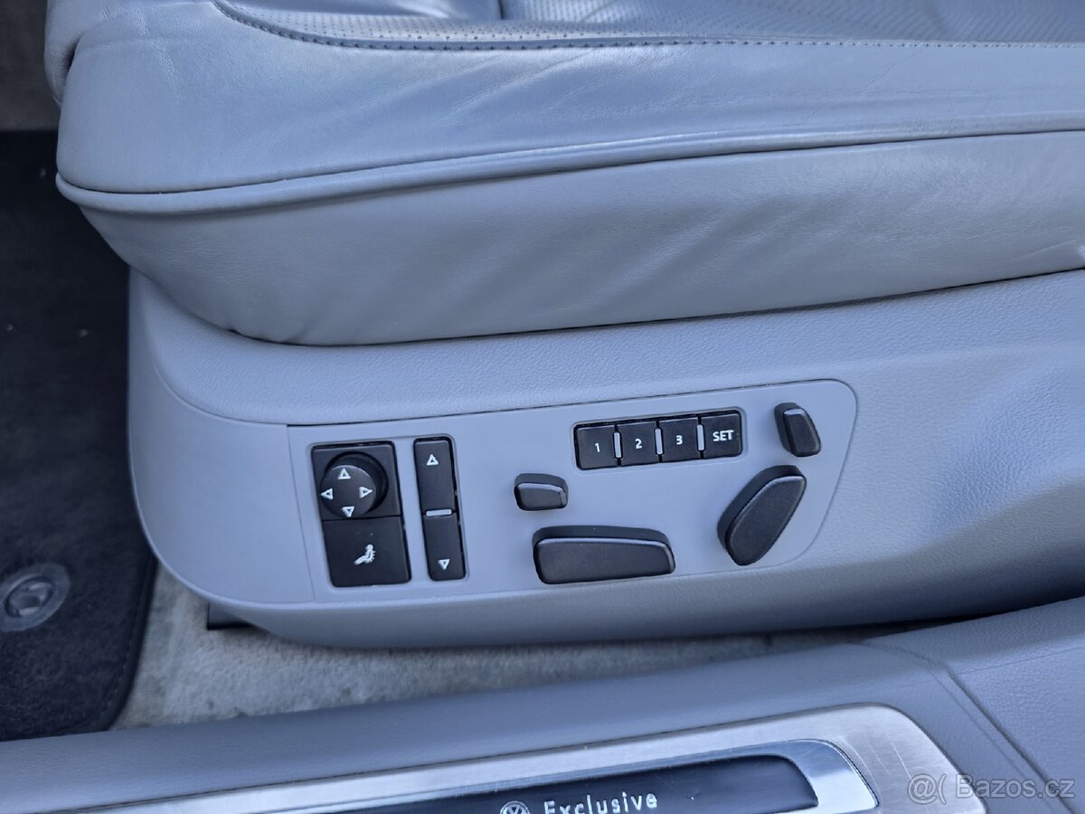 Volkswagen Phaeton
3.0 TDI Dyn Masáže solar - 19