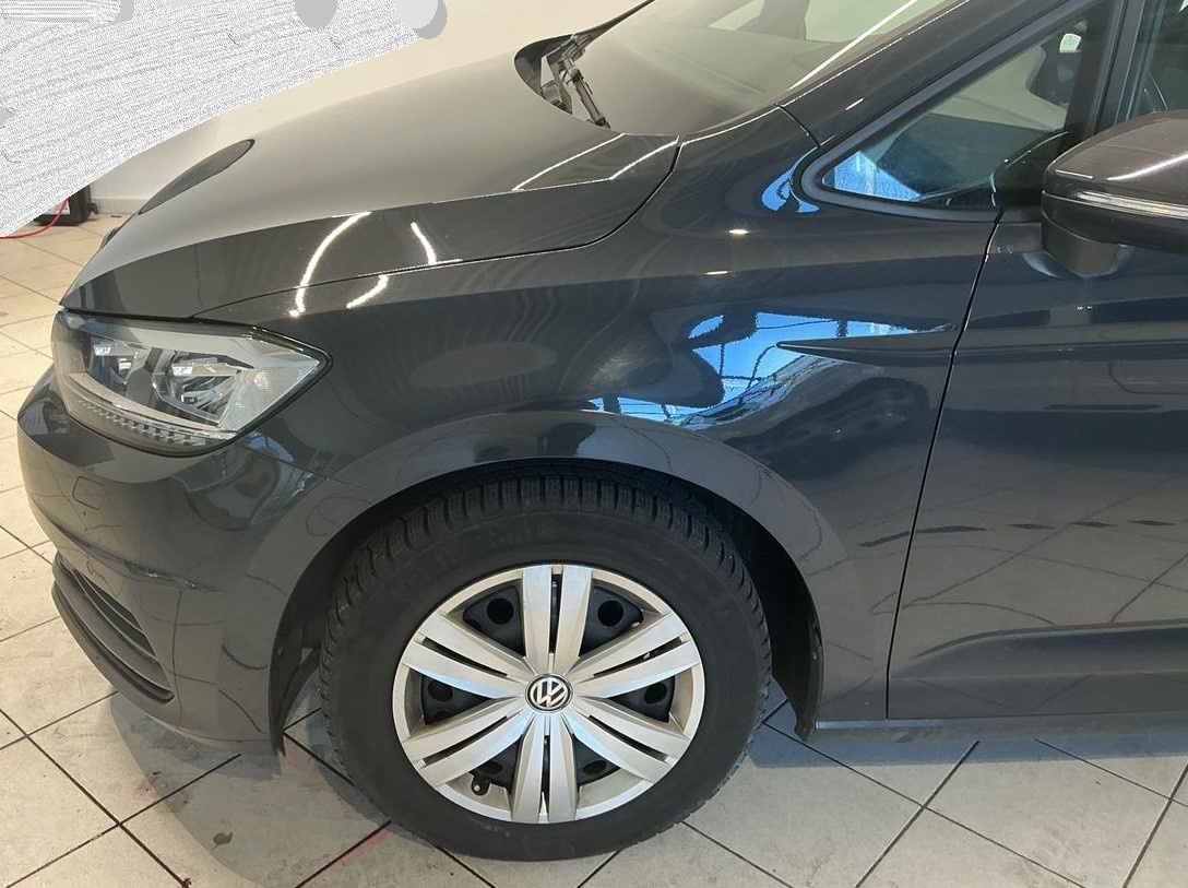 Volkswagen Touran 1.4 Tsi 110 KW 10/2017 165 tis km TOP STAV - 19