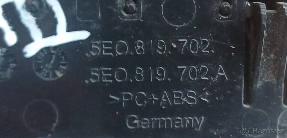 Škoda Octavia rámeček vedení vzduchu - 19