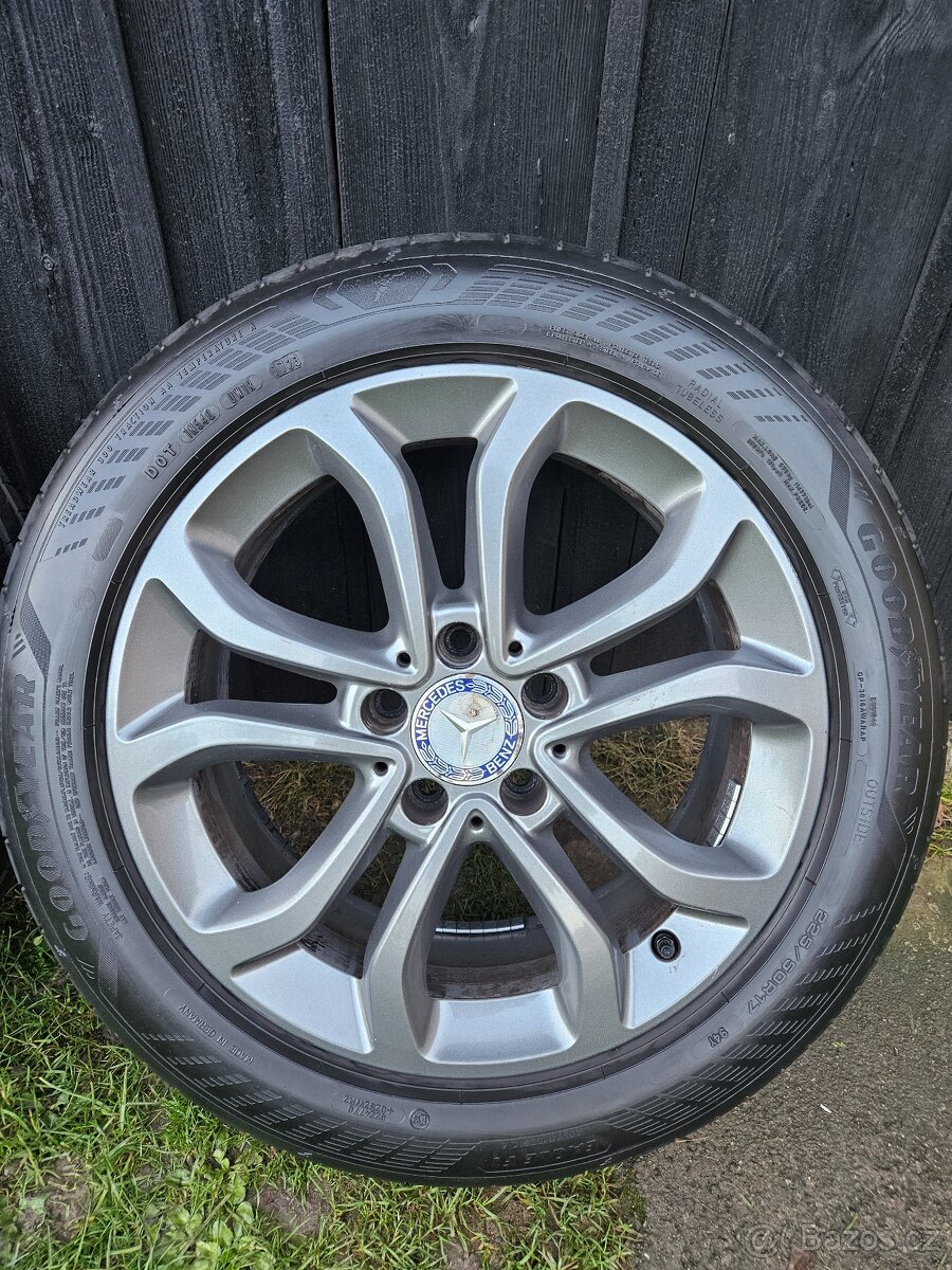 MERCEDES C 220d letní+zimní pneu - 19