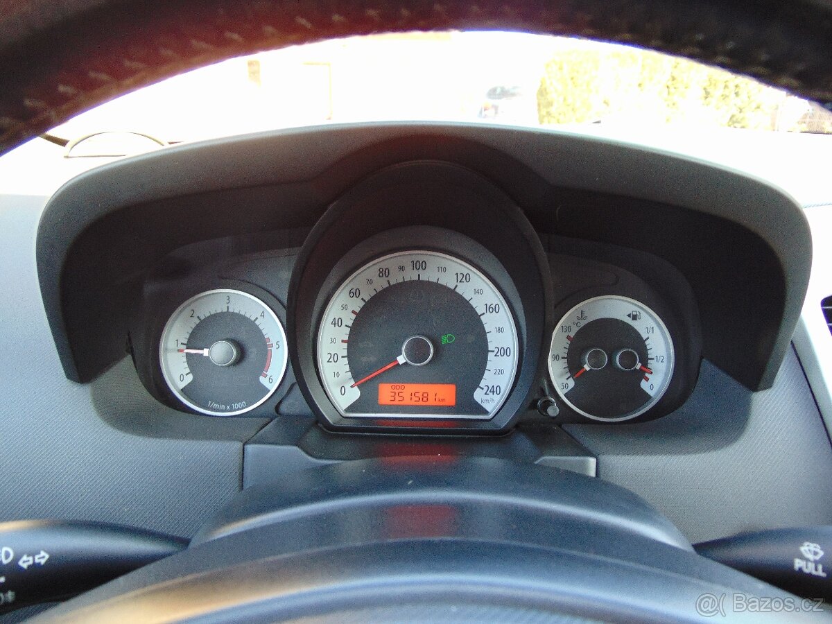 KIA CEED 1.6,PŮVOD ČR,1.MAJ,TAŽNÉ - 19