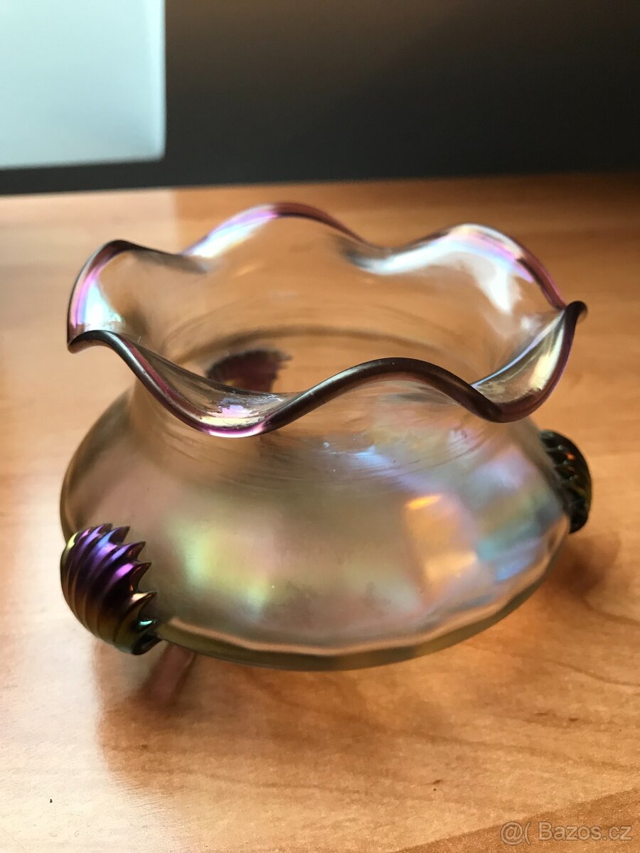 Sběratel nabízí staré secesní vázy - 19