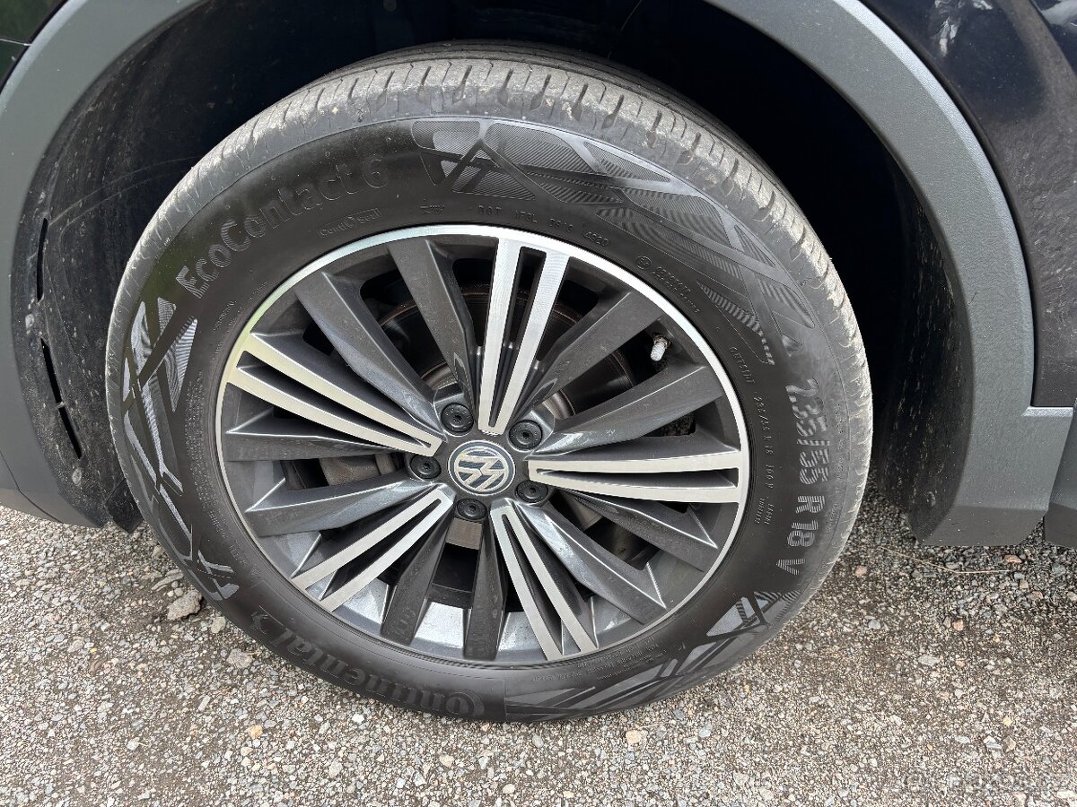 Volkswagen Tiguan 2.0 TDI ALLSPACE s DPH - 19