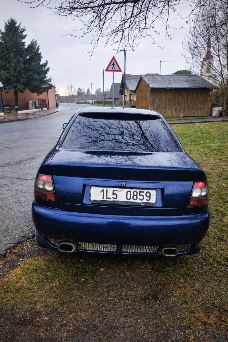 Audi A4 B5 - 19