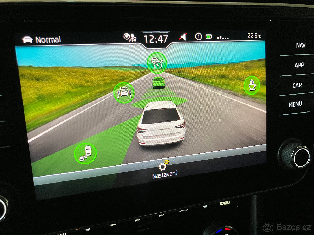 ŠKODA SUPERB 2,0TDI STYLE LED KŮŽE MANUÁL - 19