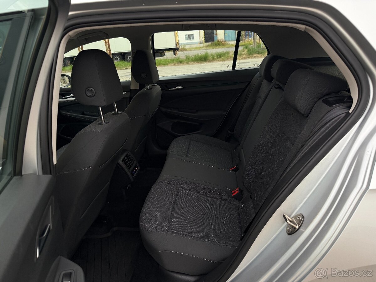 Volkswagen Golf 8 2.0 TDI, 81760km, odpočet DPH - 19