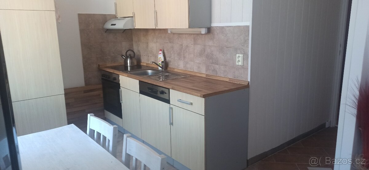 REZERVACE Prodám byt 1+1 Karlovy Vary, Vítězná (RK nevolat) - 19