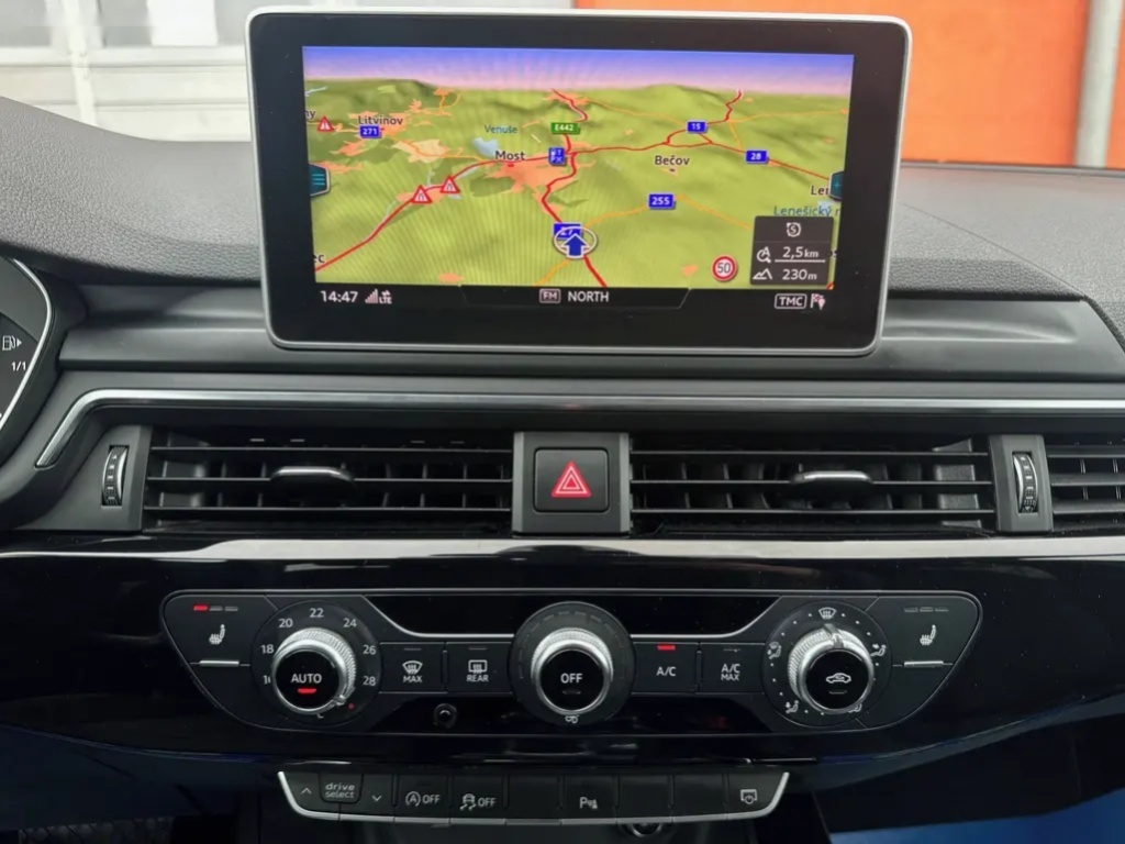 Audi A4, 2.0 TDI 140KW QUATTRO,S-LINE - 19