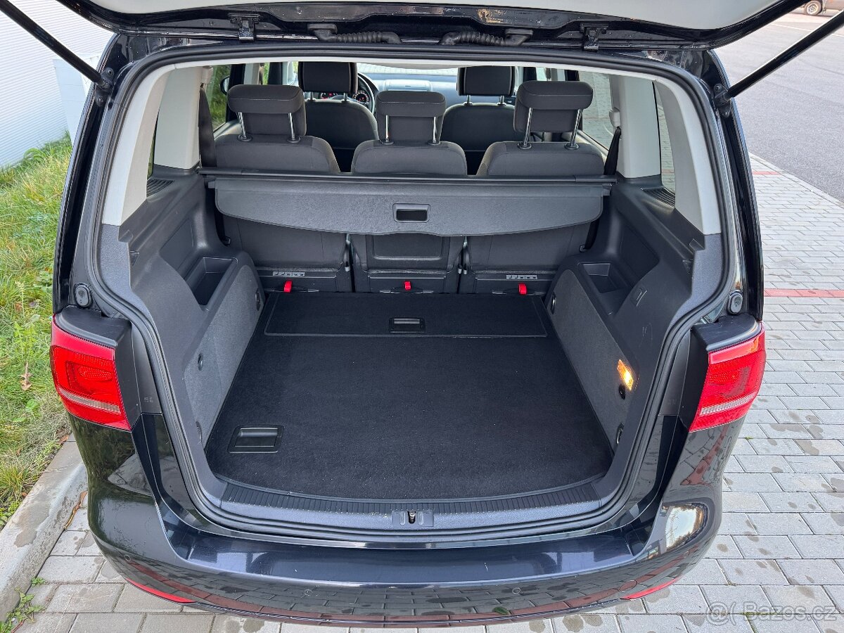 VW Touran 2.0TDI 103KW DSG,Navi,ALU R18,WEBASTO,Kamera,2014 - 19