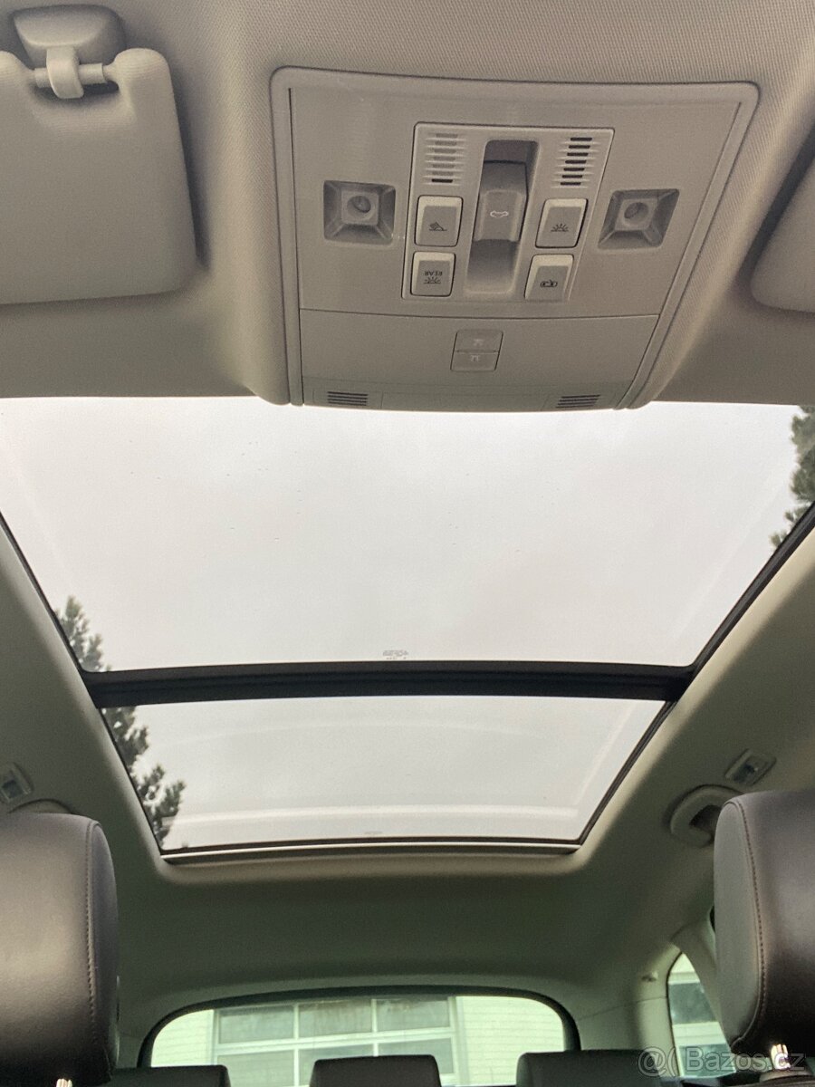 Škoda Superb 2.0 TDI 140kW DSG 4x4 - 19