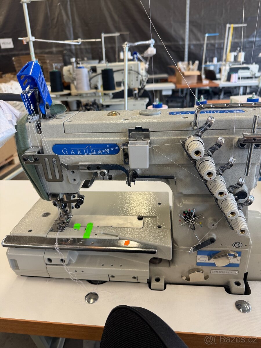 Šicí stroje a další vybavení - komplet i po kusech - 19