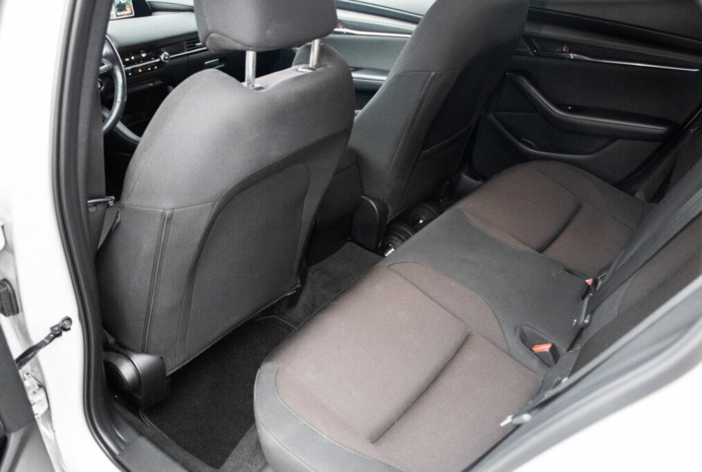 Mazda 3 90kW (2020). - 19