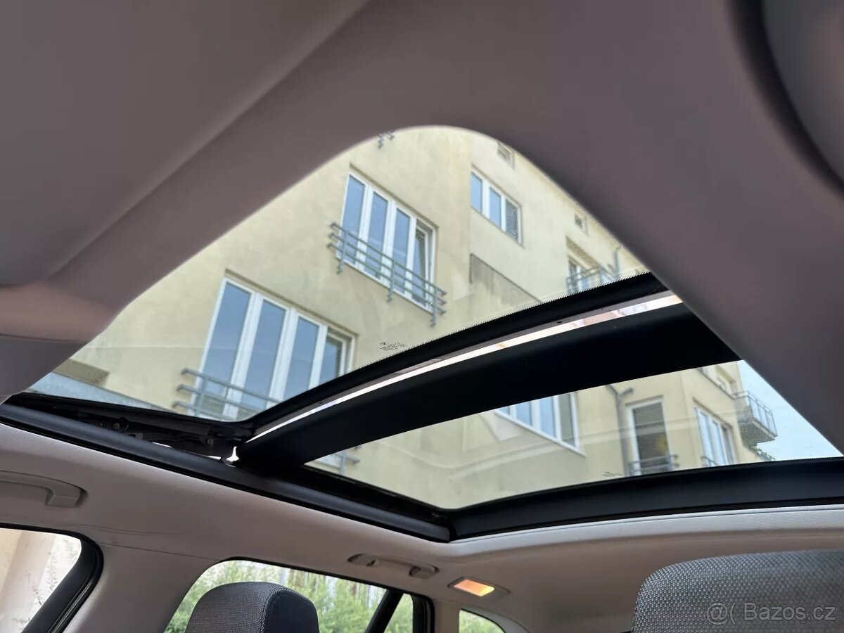 BMW X1 E84 23d 150kW Bi-Xenony/Panorama/4x4 xDrive/Navigace - 19