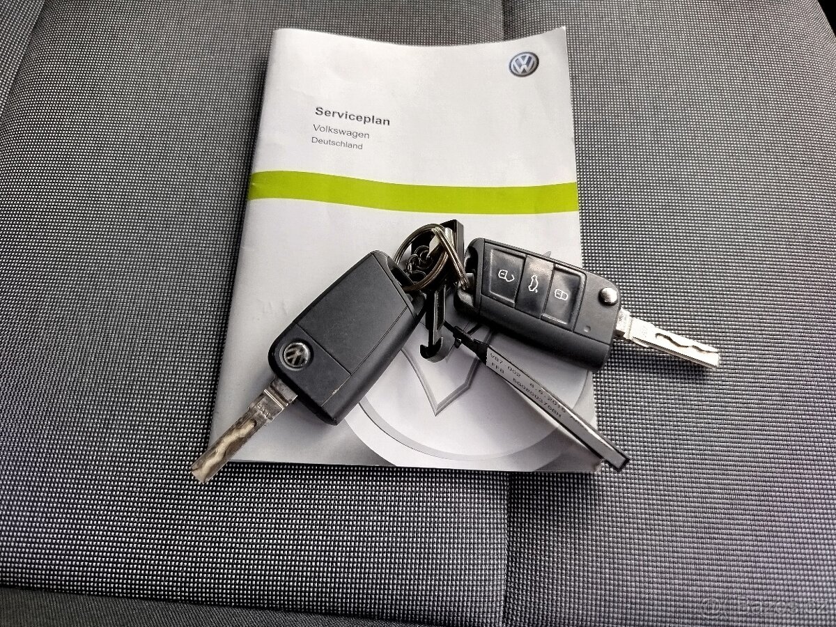 VW GOLF 7 1.6 TDi 81kW, r.v. 7/2015, najeto 199.369 km - 19