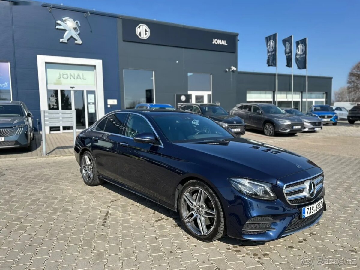 Mercedes-Benz Třídy E, 220d AMG 4MATIC, DPH - 19