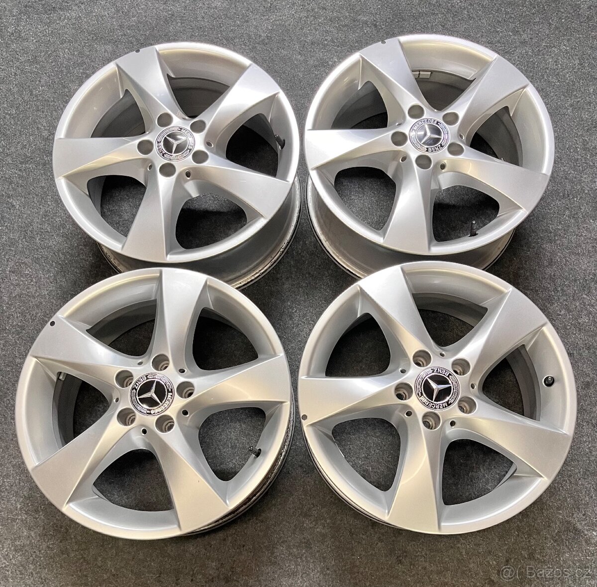 R17 Mercedes Vito / V classe 447 - ET 51 - 19