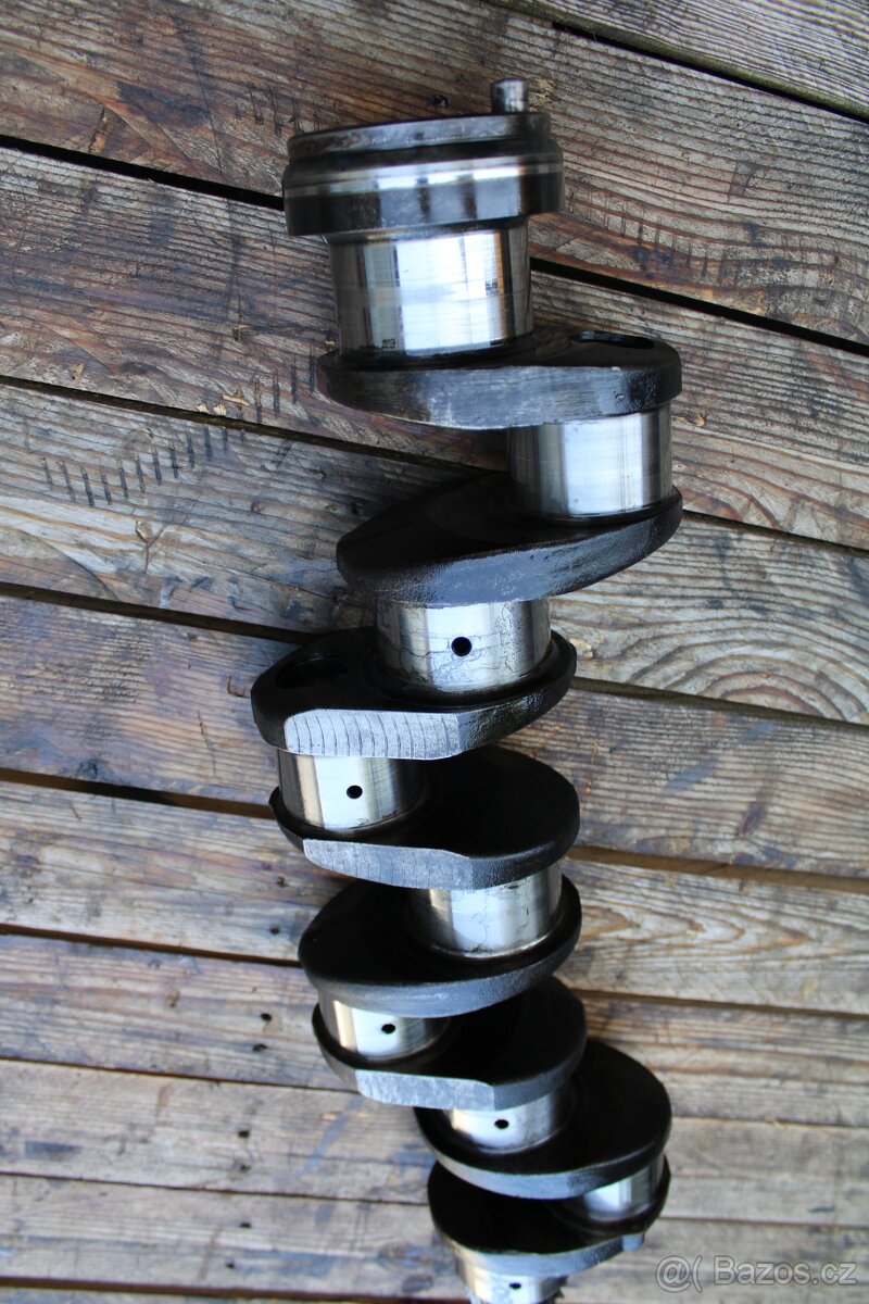 Zetor 8011 8111 10145 díly motoru - 19