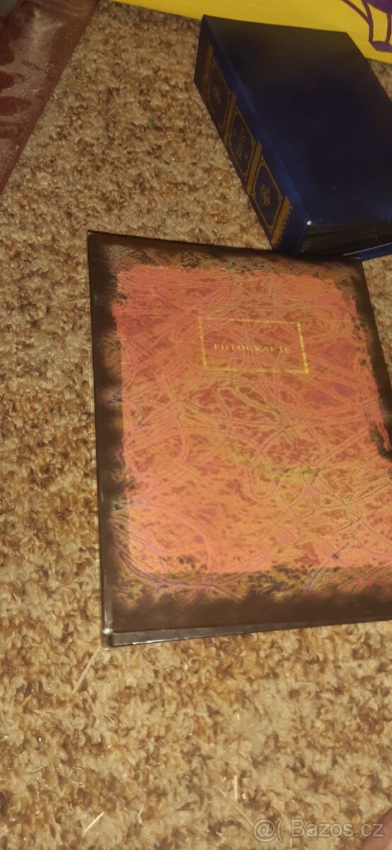 Holicí strojek s příslušenstvím + fotoalba - 19