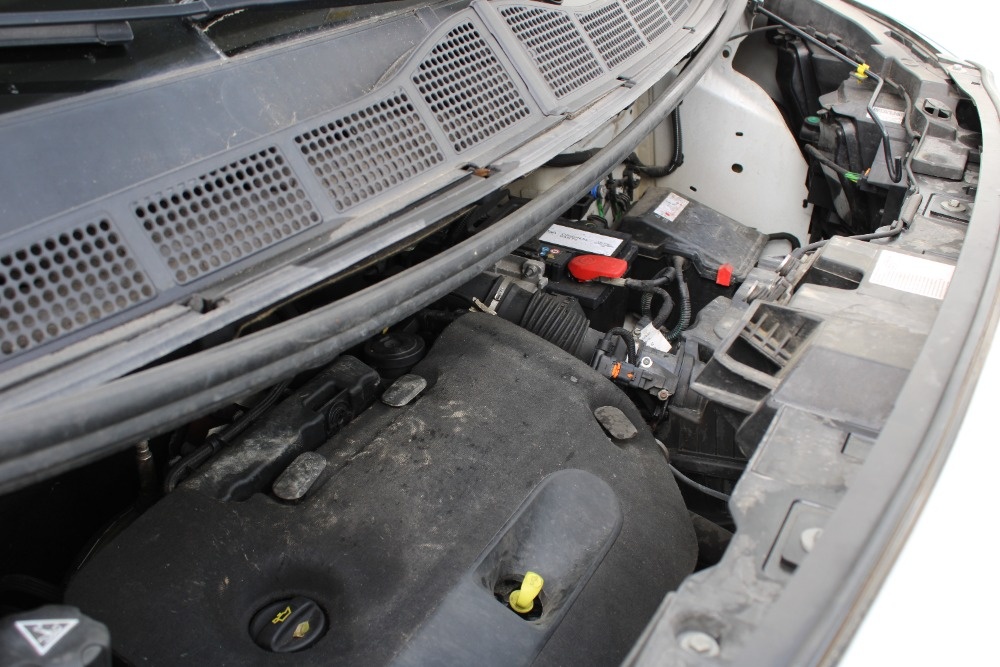 Opel Vivaro, 2.0CDTI L2H1 6míst+klima+zahrádka - 19