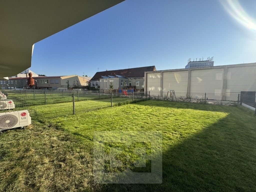 Pronájem kanceláře 1+kk 50 m², Brno - Komárov, ev.č. N08480 - 19