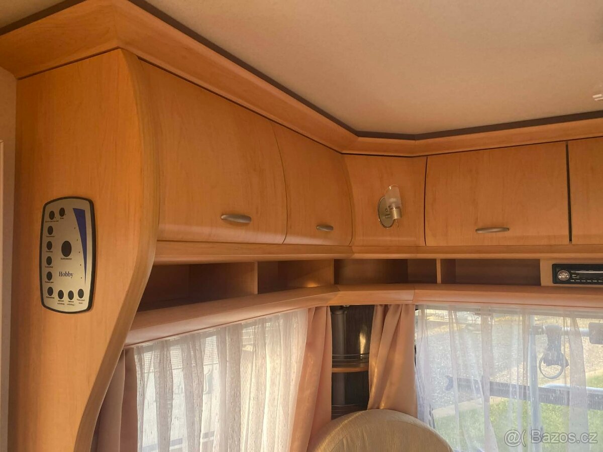 Hobby De Luxe 450 / 100 km/h/ KLIMATIZACE - 19