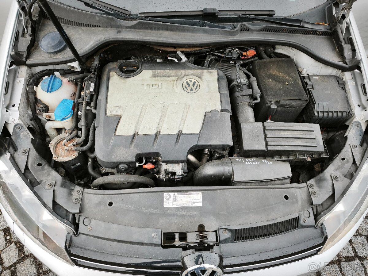 VW Golf 6 combi 2,0 103 kw Panorama Kůže Highline - 19