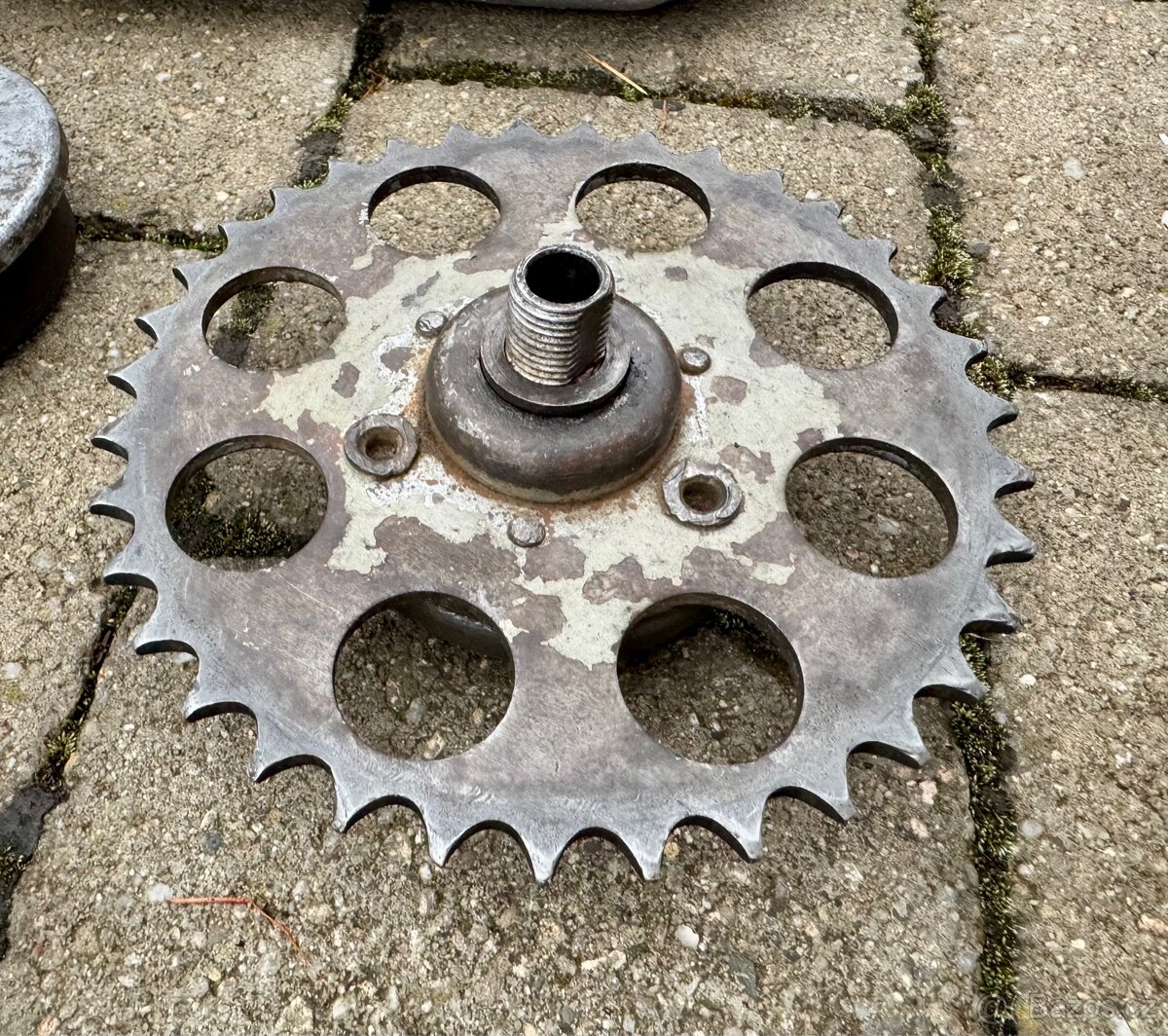 Jawa 50 Jawetta, Stadion - díly - 19