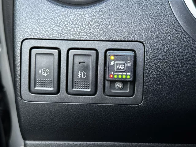 Suzuki Grand Vitara II 2.0i LPG 4x4 Kůže Xenony Tažné Šíbr - 19