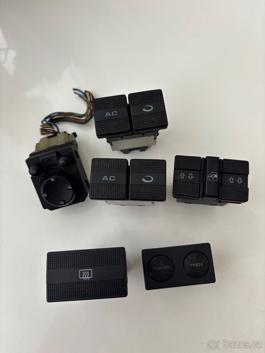 Ovladače,vypínače - 19