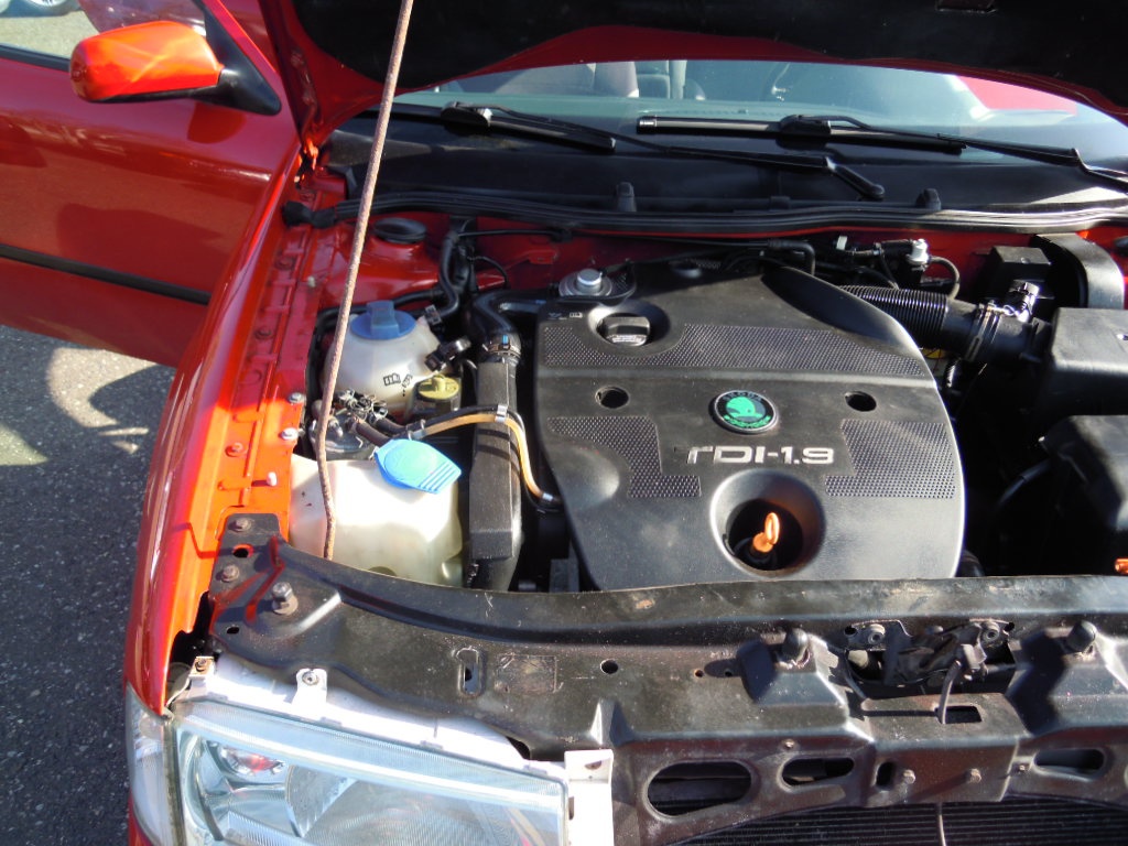 Škoda Octavia 1.9TDi 66kw(90hp) r.v.3/2004 - 19