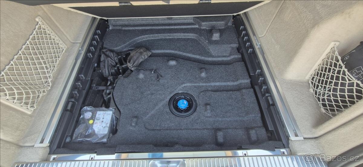 Mercedes-Benz Třídy E 3,0 E 350 Pobočka Kolín (2016) - 19