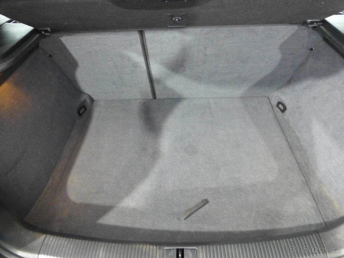 Audi A3 2,0TDI QUATTRO ALU KOLA DIGI - 19
