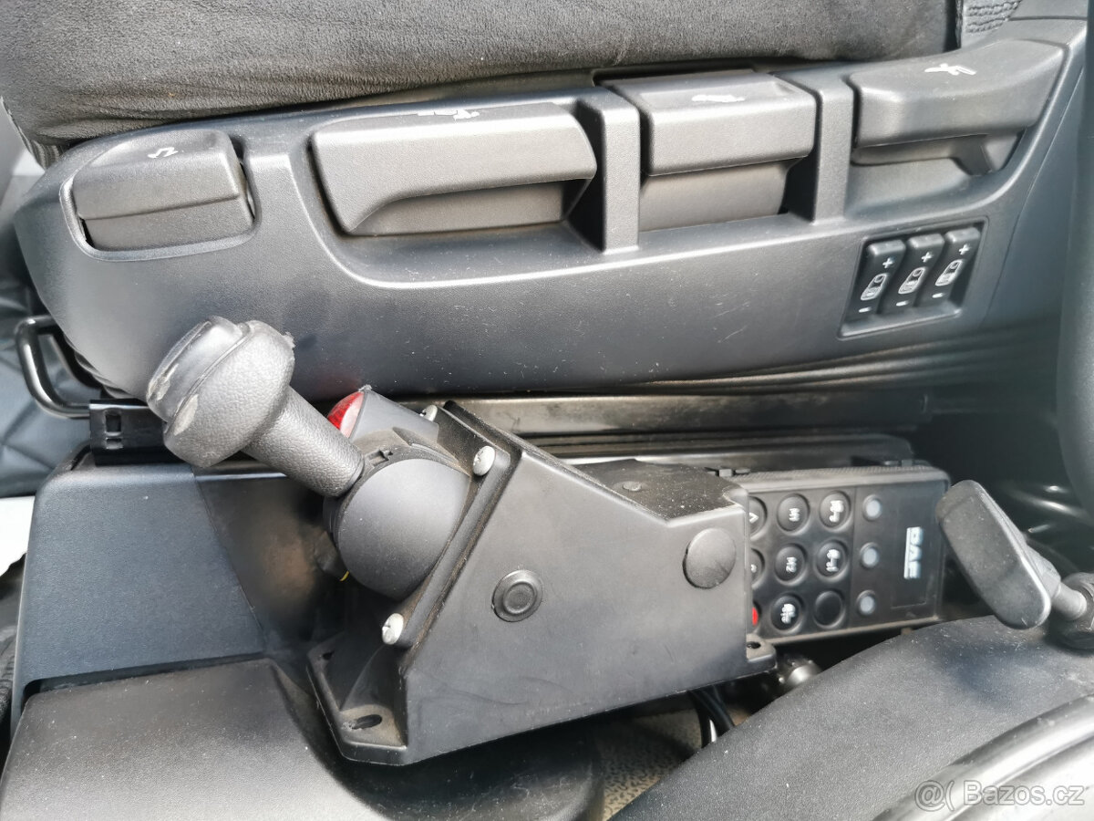 Prodám tahač DAF XF 510 FT EURO 6 retardér dvouokr. hydr - 19