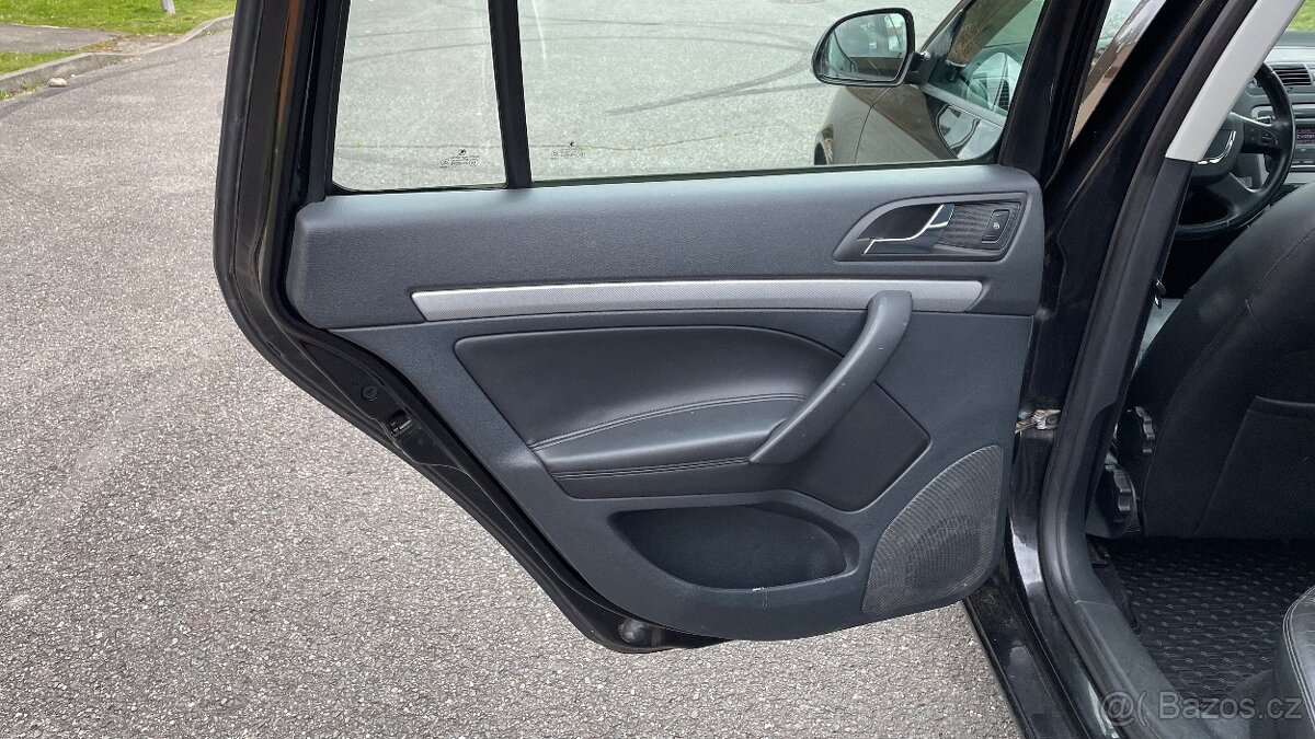 ŠKODA OCTAVIA 2.0TDI ELEGANCE - 19