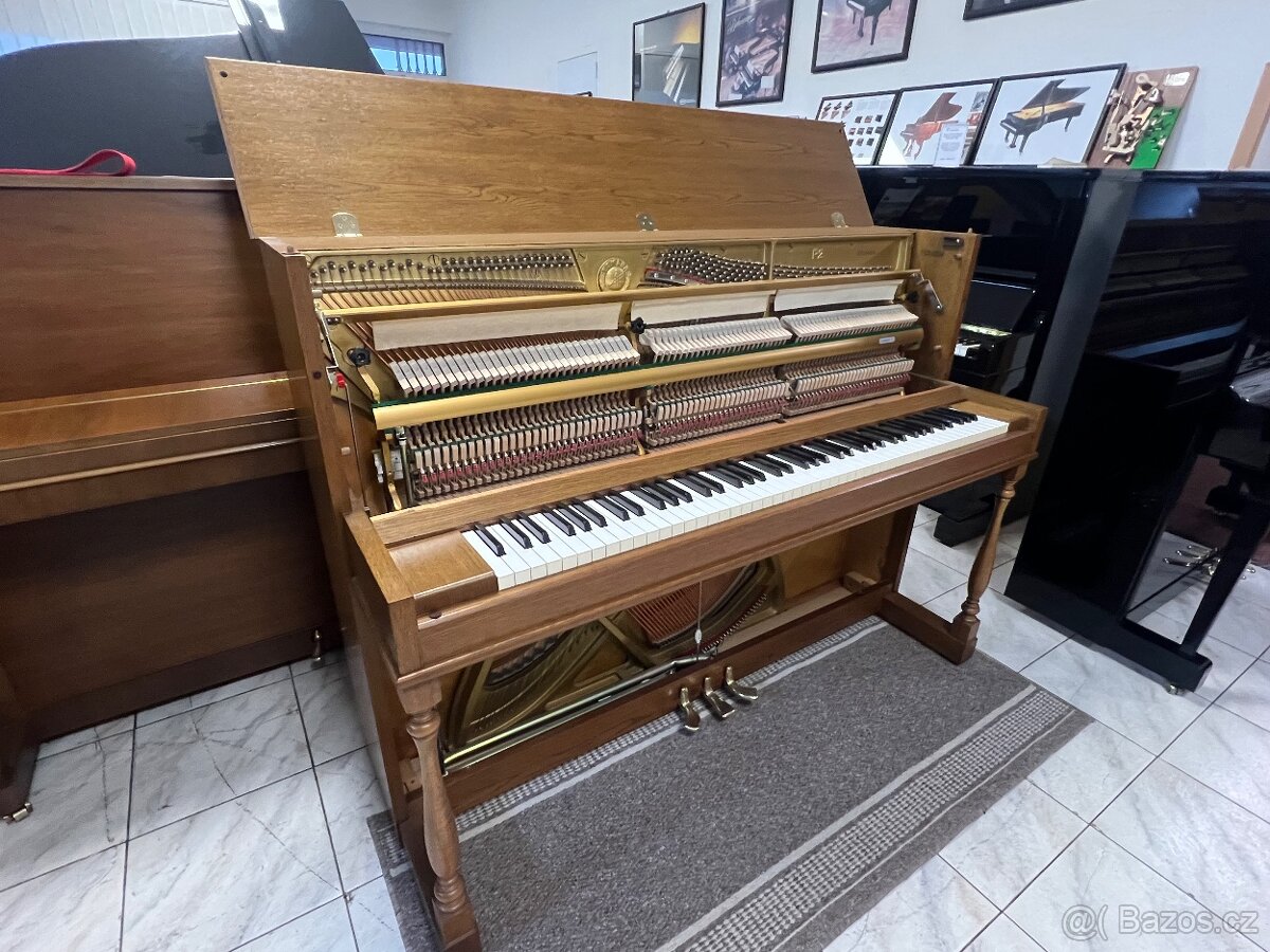 Japonské pianino Yamaha mod. P2 se zárukou 5 let. - 19