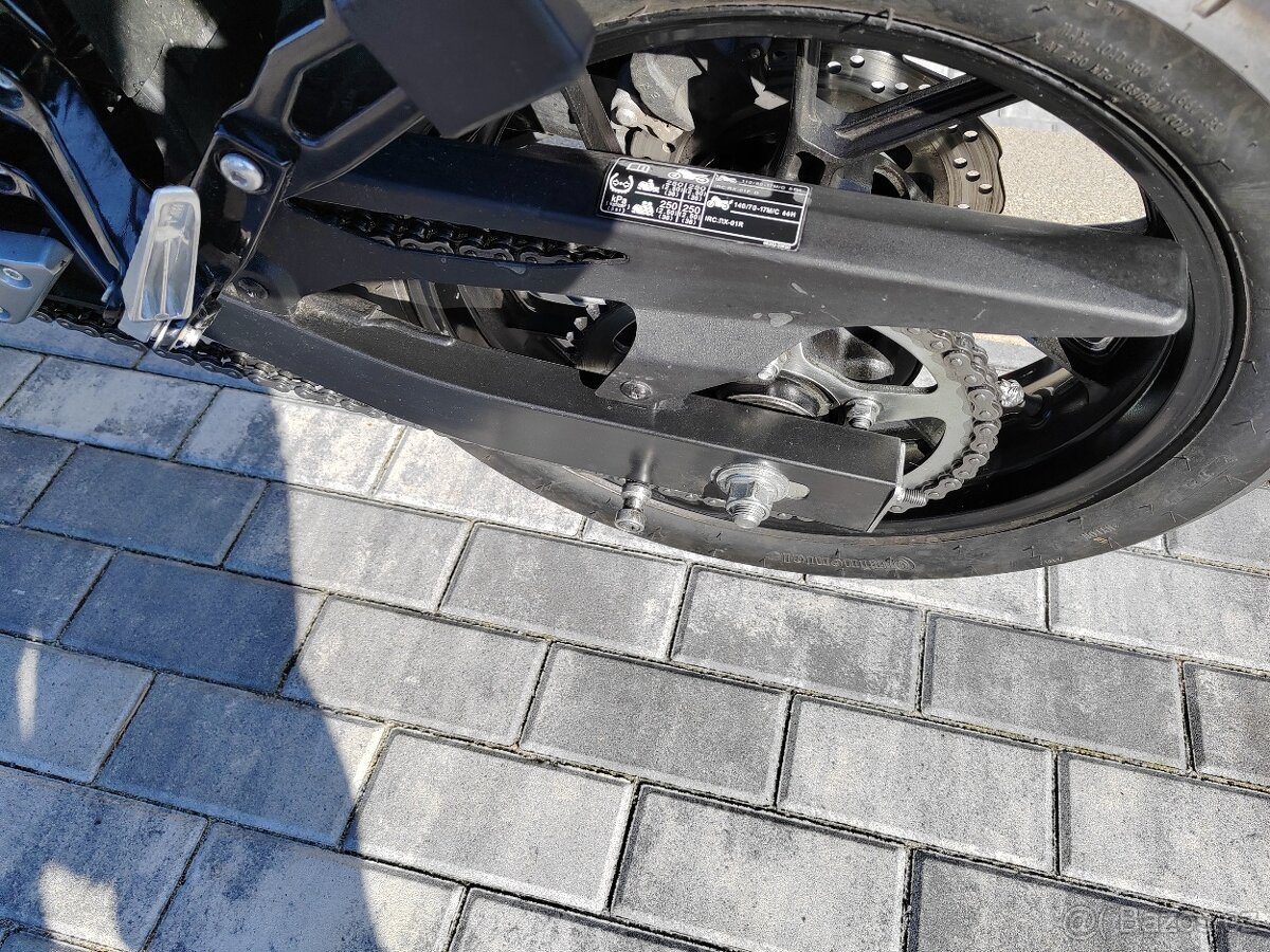 Suzuki dl 250 vstrom - 19