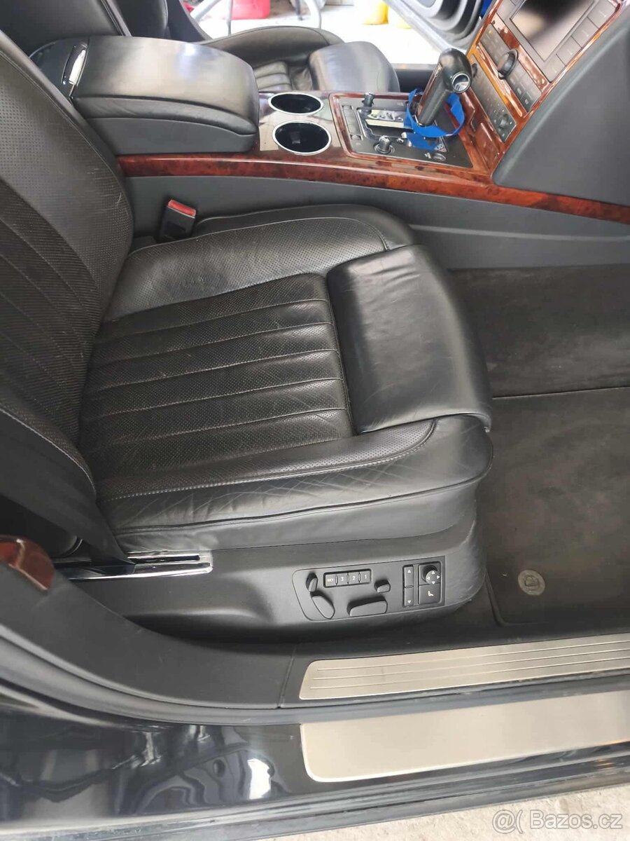 VW PHAETON 5.0 V10 TDi - 19