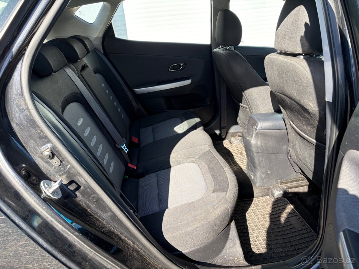 Kia Cee´d, 1,4 SERVISKA, 1.MAJITEL,ČR - 19