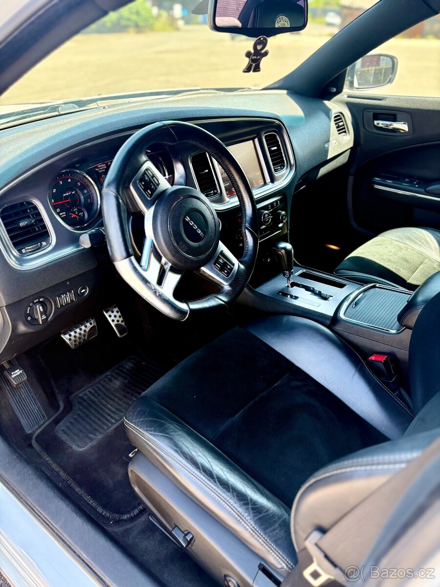 2014 Dodge Charger SRT Superbee | 392 HEMI | 470 koní - 19