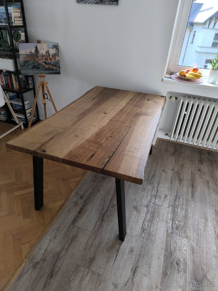Jídelní stůl - 19