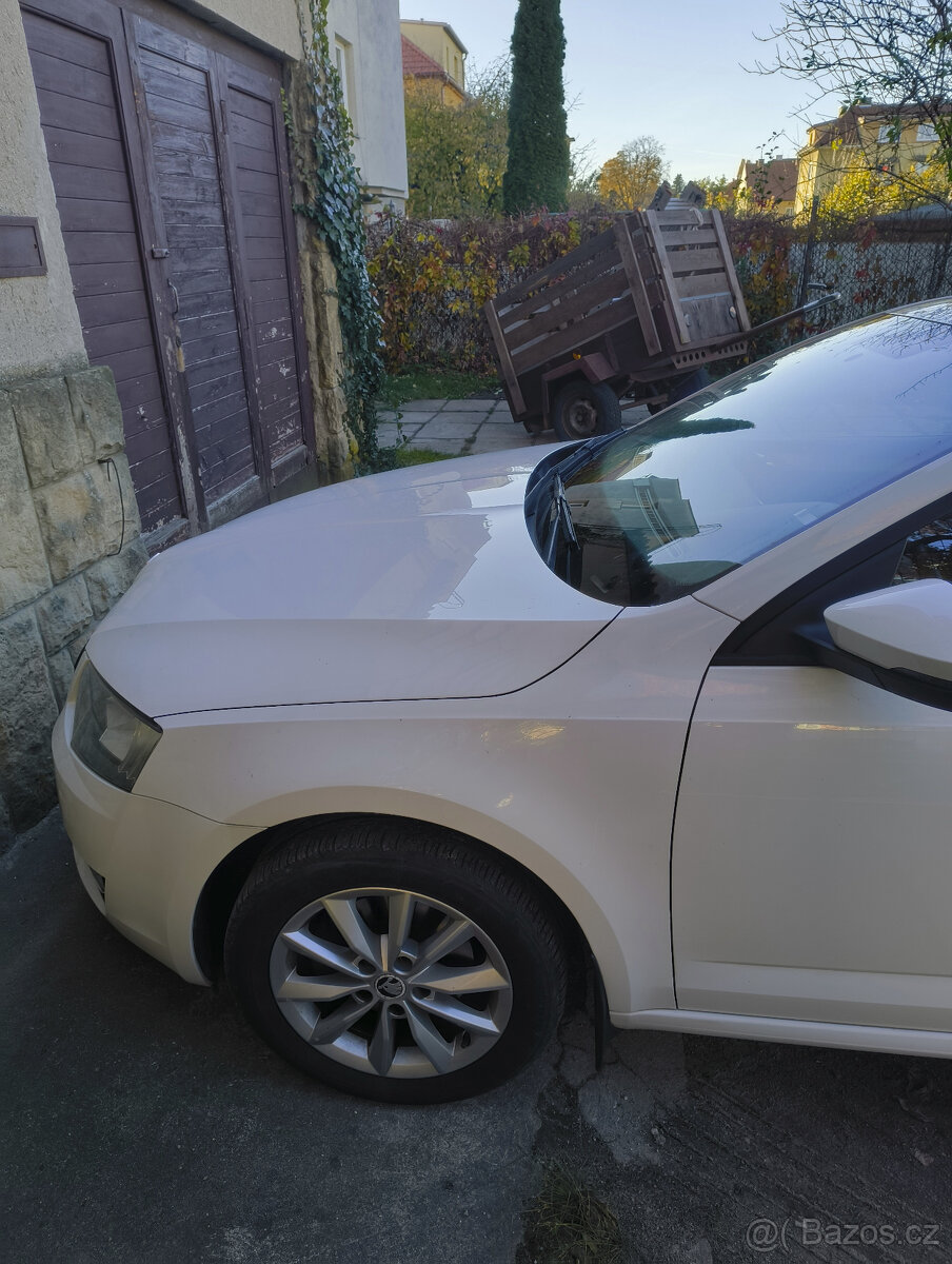 Škoda Octavia 1.4 tsi Gtec pravidelné servisy a Výborný stav - 19