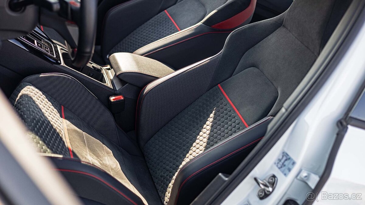 Volkswagen Golf VIII GTI Clubsport 221kW, DPH - 19