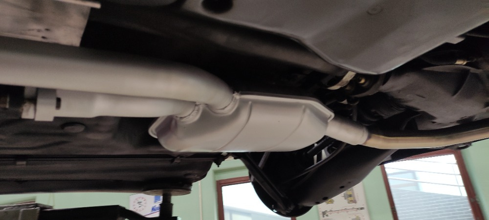 Mercedes-Benz 190 2,5 16V - 19