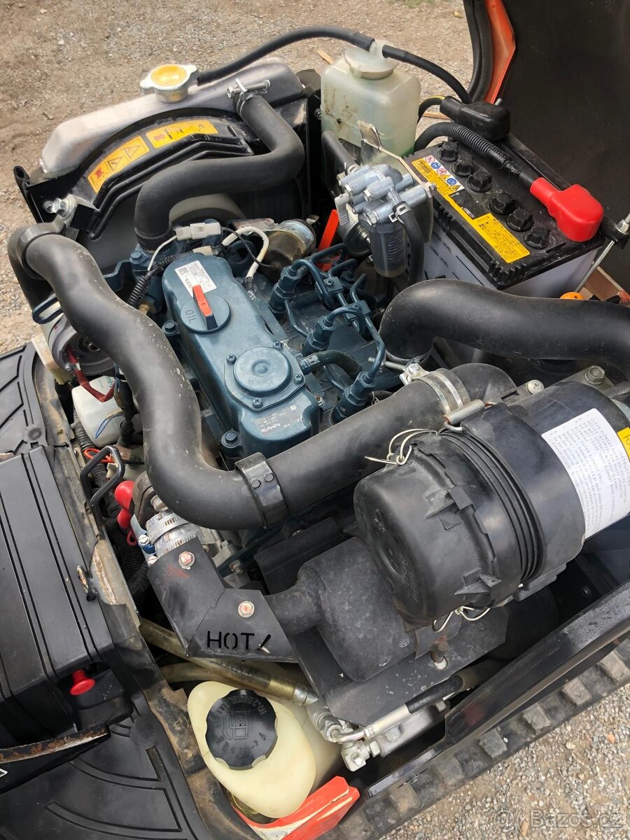 Minibagr Kubota U10 - 19