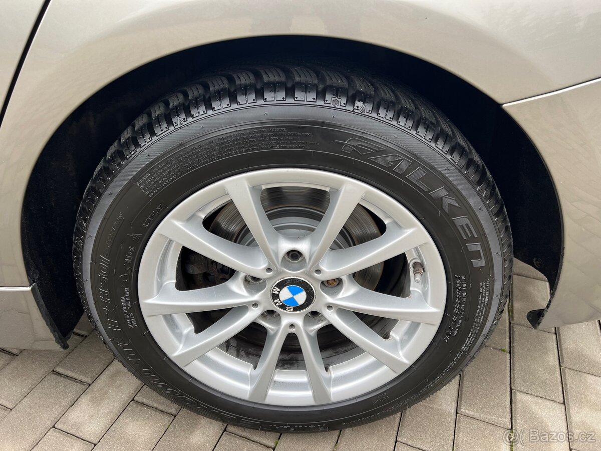 BMW 330e 185kw ČR LED memory nelakováno nebouráno - 19