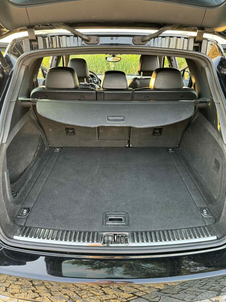 Porsche Cayenne - 19