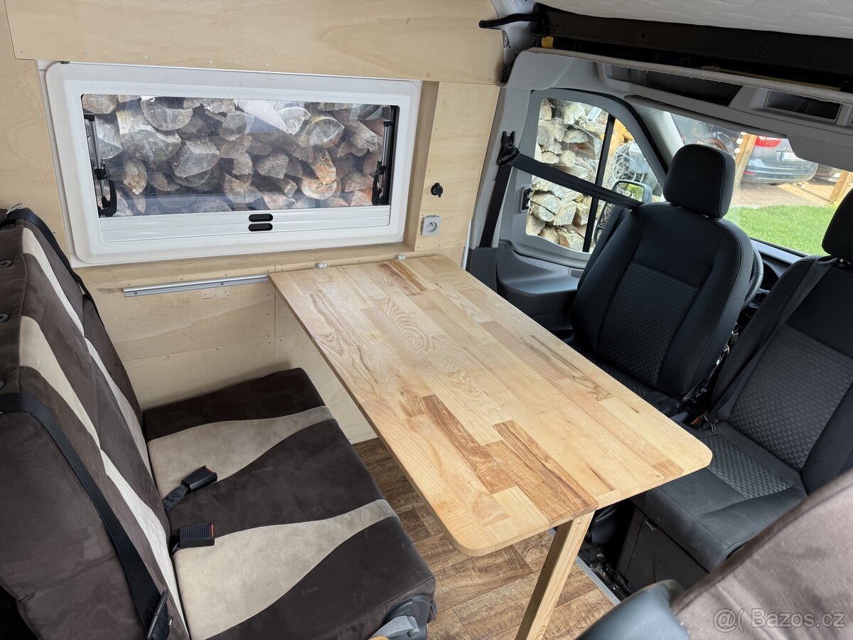 Obytný vůz - vestavba Ford Transit 2021, 6 míst, CZ - 19